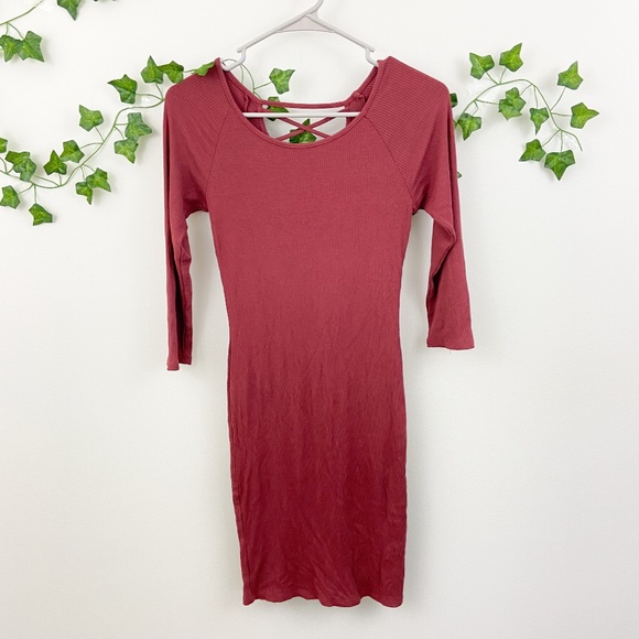 Soprano Dresses & Skirts - Soprano red lace back long sleeve ribbed mini dress Sz M